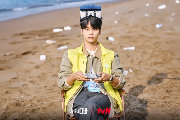 \'Castaway Diva\' Episode 1 & 2 Recap: Park Eun Bin Terdampar, Baru Diselamatkan Usai 15 Tahun