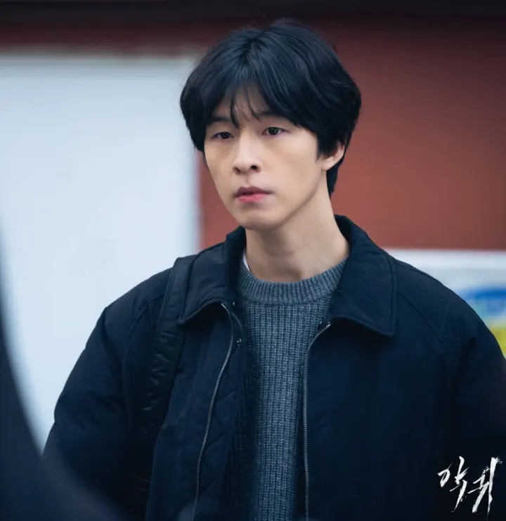 Hong Kyung di \