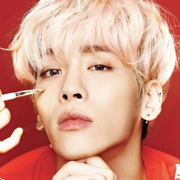 Jonghyun SHINee