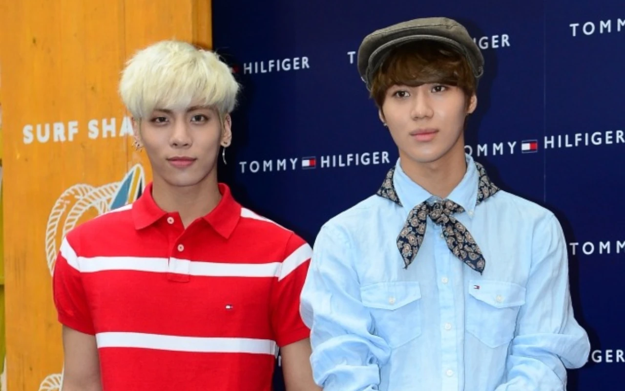 Kenang Mendiang Jonghyun, Taemin SHINee Bawakan Lagu Menyayat Hati