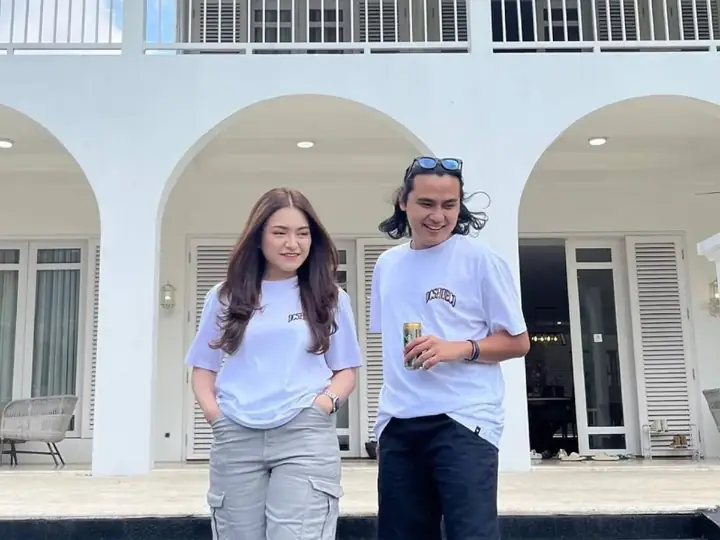 Nathalie Holscher dan Ilham Yogi