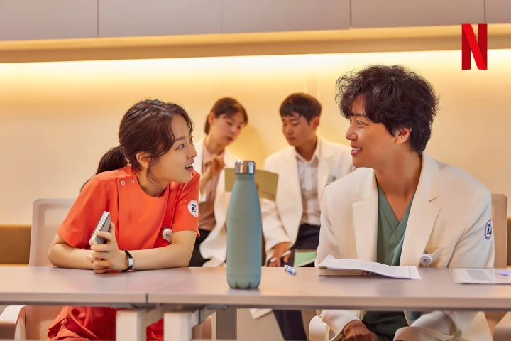 Kepribadian Park Bo Young Bikin Khawatir Sutradara \'Daily Dose of Sunshine\'