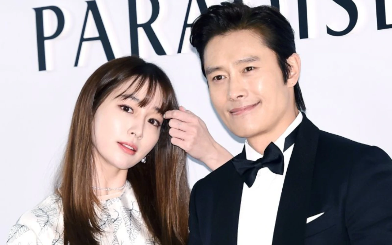 Jenis Kelamin Anak Ke-2 Lee Byung Hun Terkuak Usai Lee Min Jung Dapat Kejutan