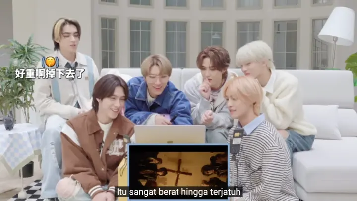Xiaojun WayV/NCT mengomentari adegan Kun