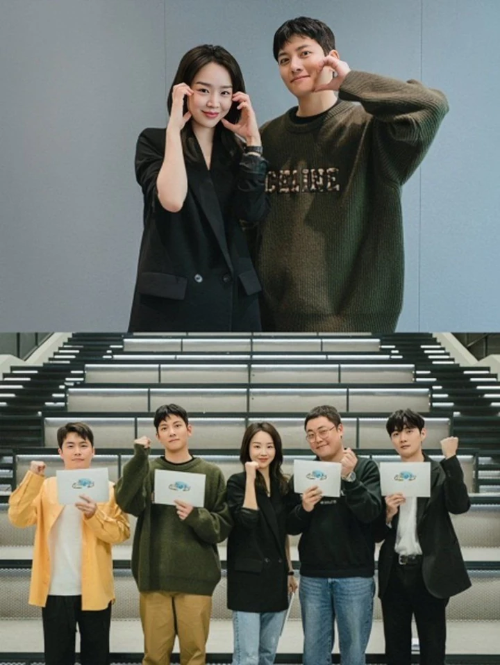 Beda Tinggi Ji Chang Wook & Shin Hye Sun Saat Baca Naskah ‘Welcome to Samdalri’ Bikin Kaget