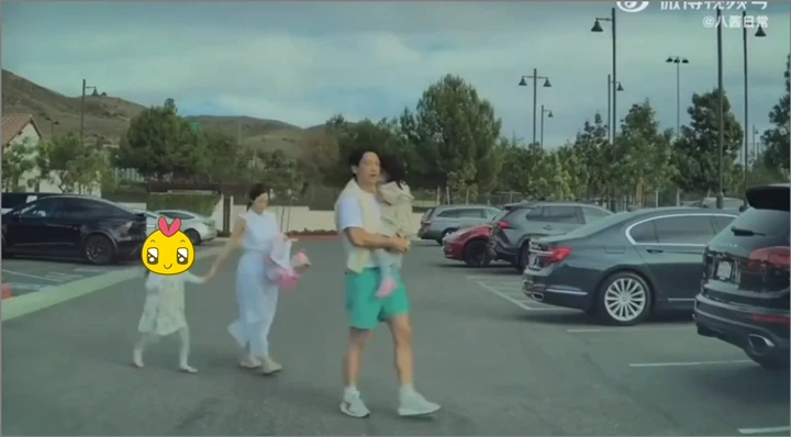 Rain dan Kim Tae Hee Terciduk Jemput Anak di AS