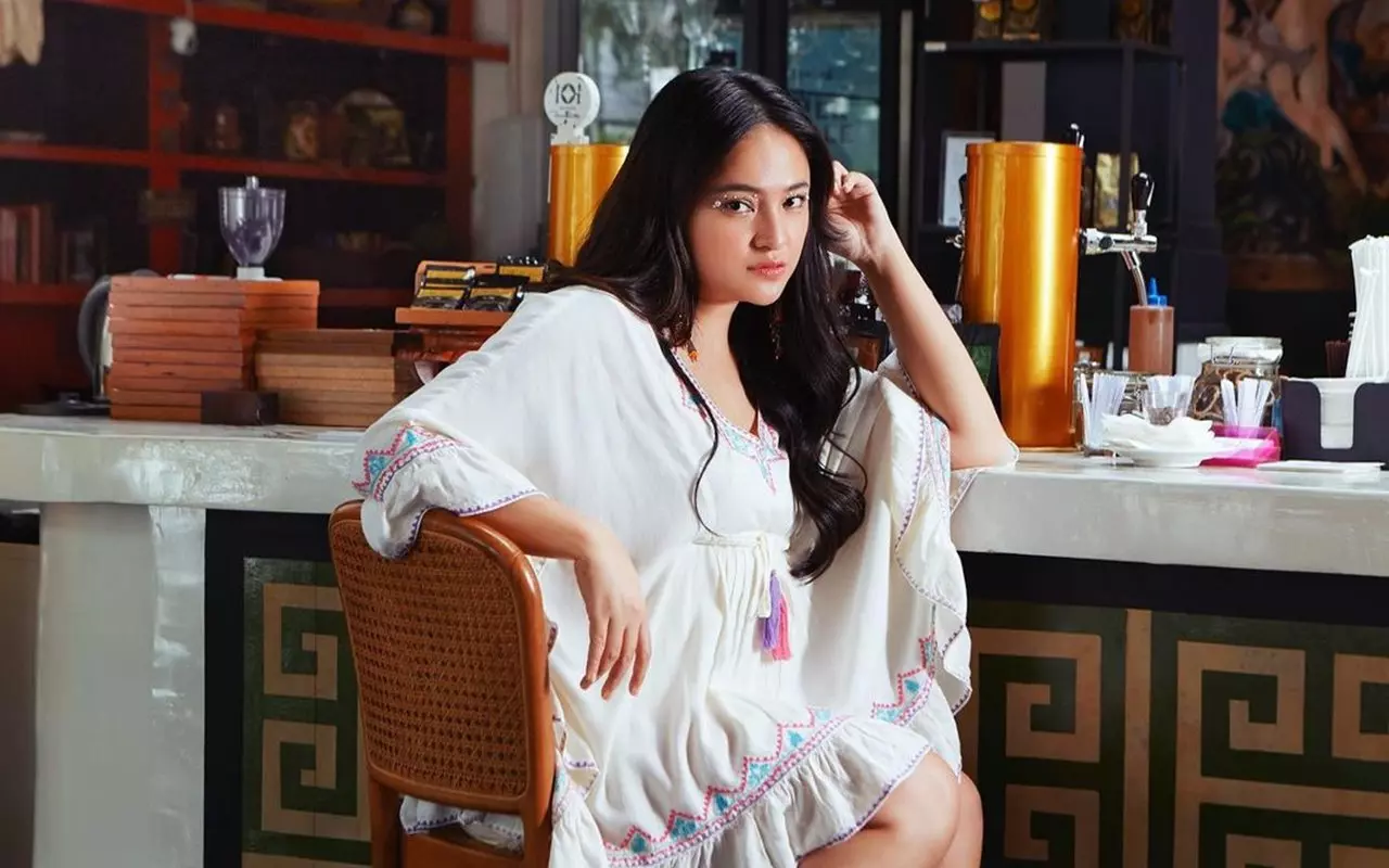 Marshanda Tak Kuasa Menahan Air Mata Usai Baca DM dari Sang Ibu