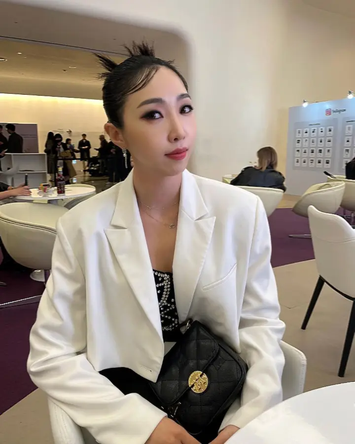 Minzy Eks 2NE1