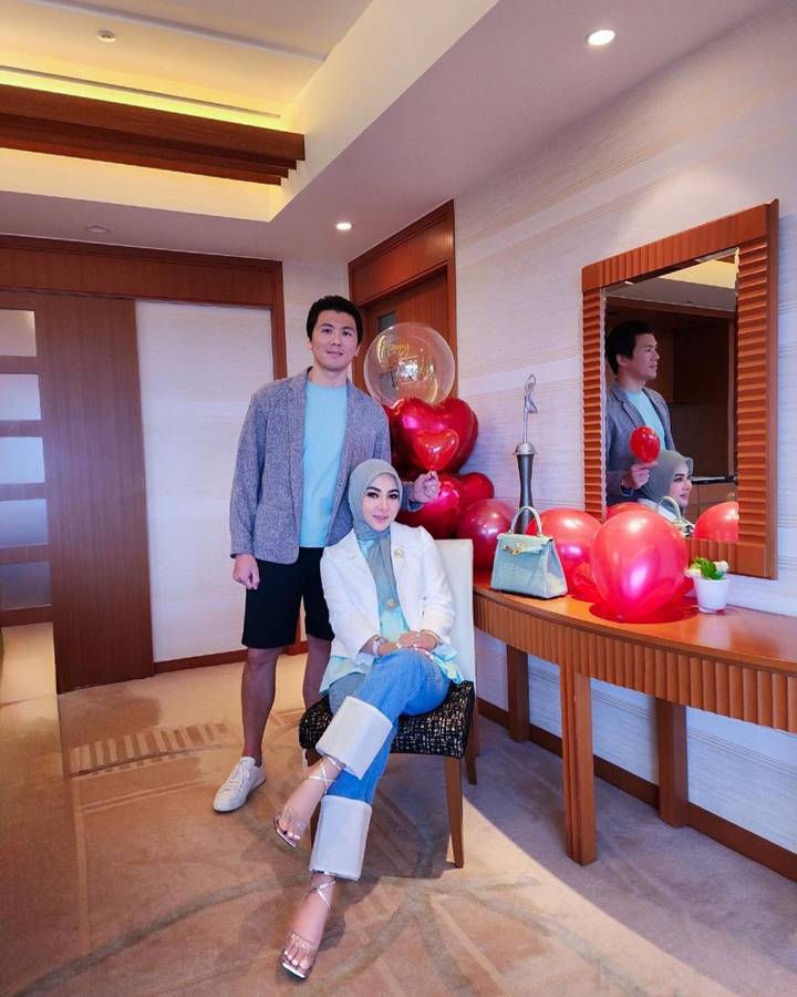Riwayat Hidup