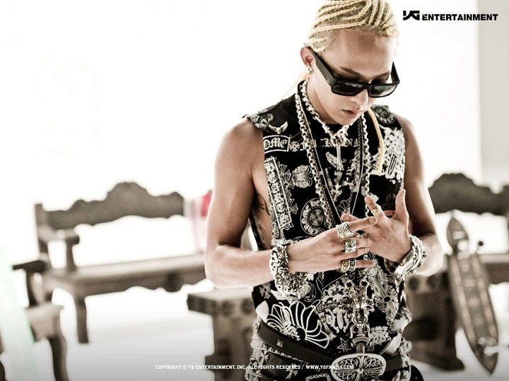 G-Dragon BIGBANG