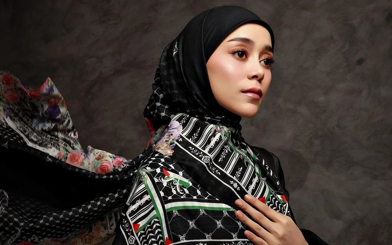Lesti Kejora Klarifikasi Rumor Hamil Anak Kedua Rizky Billar