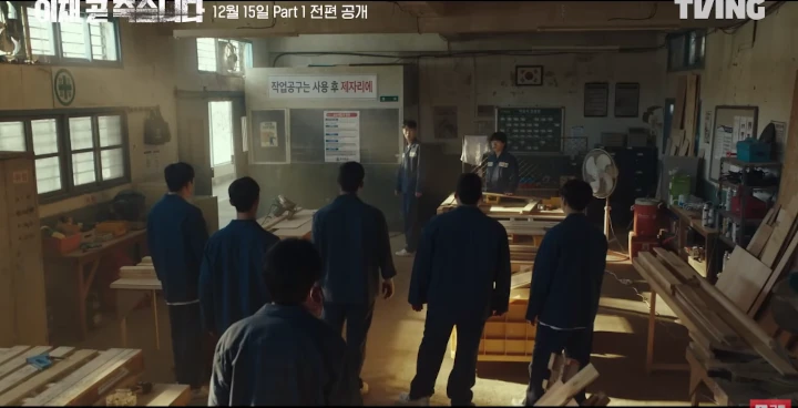 Teaser \'Death\'s Game\' Bagikan Momen Lee Jae Wook Baku Hantam dengan 8 Tahanan