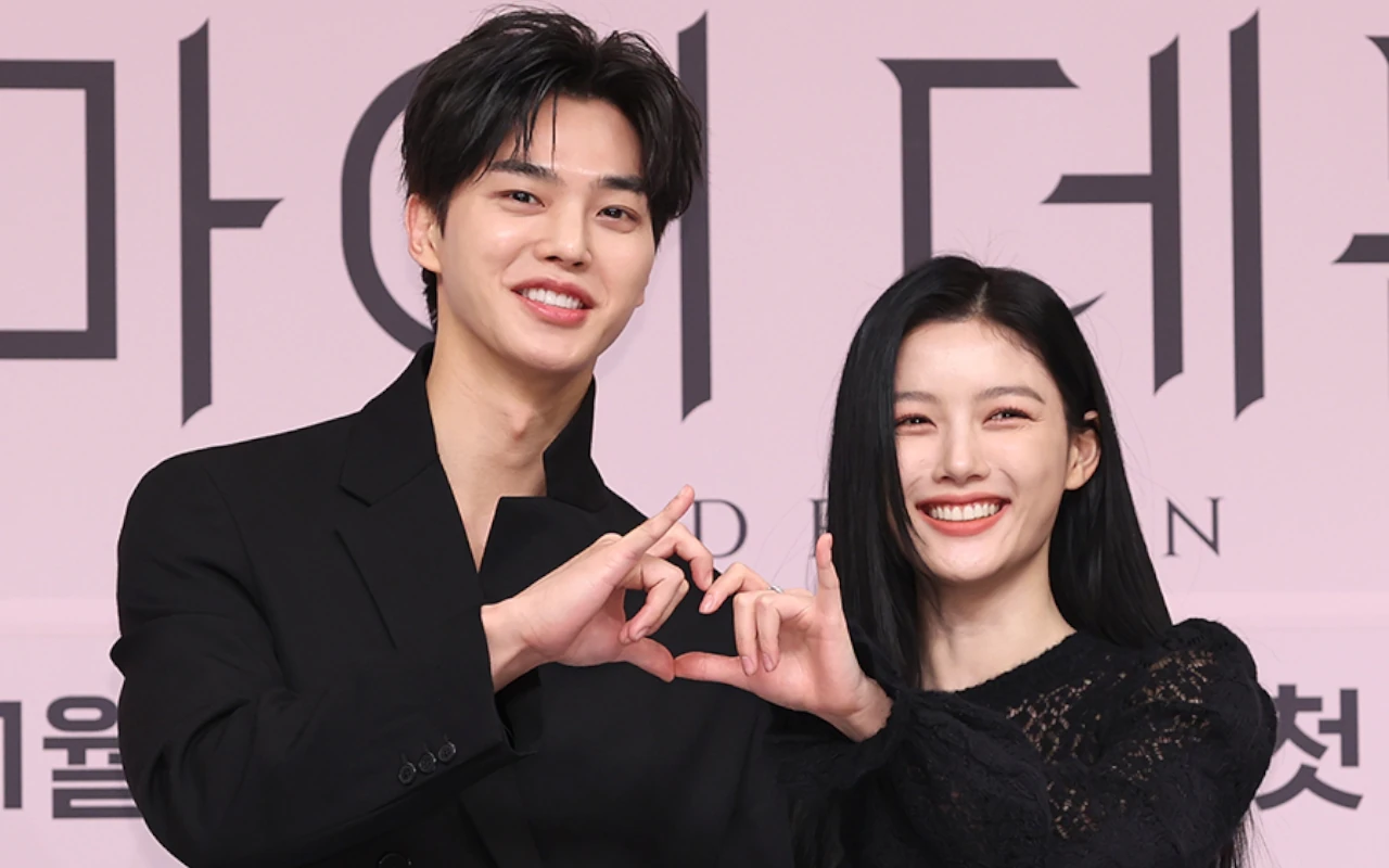 Song Kang Merendah Saat Dapat Pujian 'Visual Couple' dengan Kim Yoo Jung di 'My Demon'