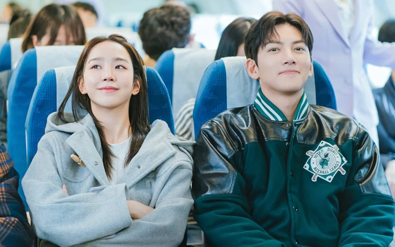 Ji Chang Wook Gagal Jahili Shin Hye Sun di Vlog Syuting 'Welcome to Samdal-ri'