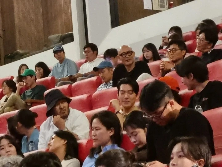 Tonton Film Sang Maknae