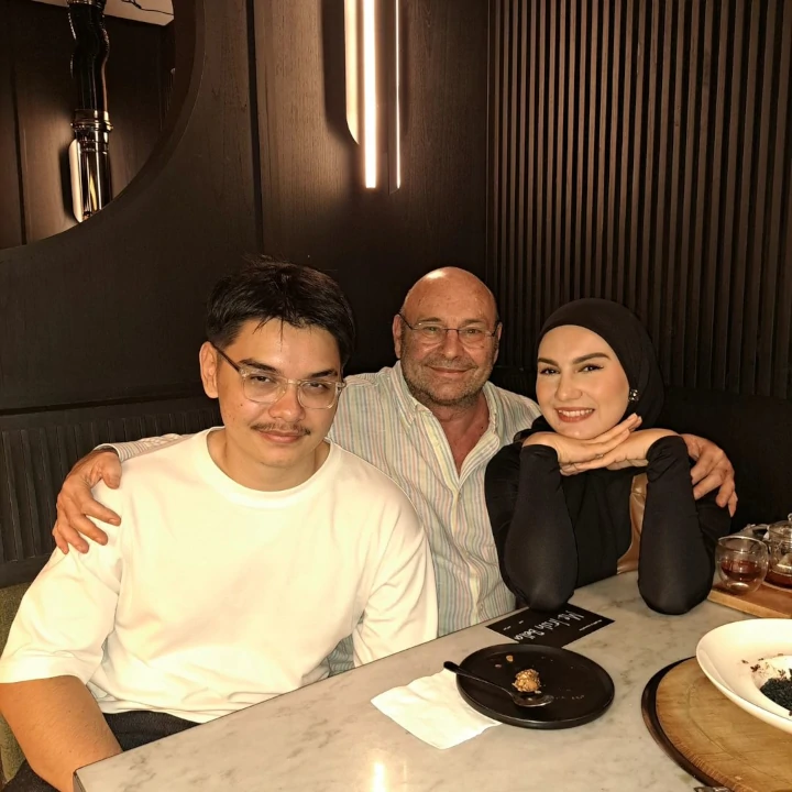 Family Dinner