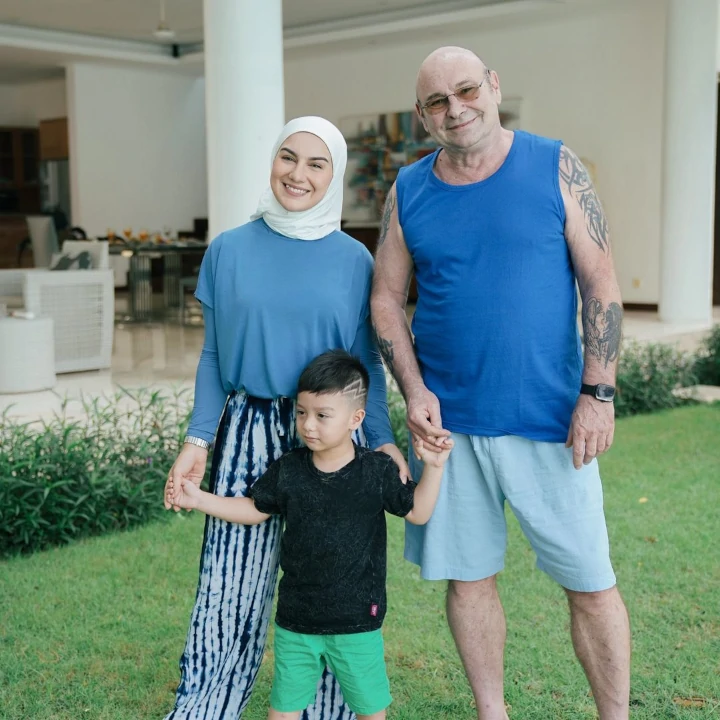 Tiga Generasi Berkumpul