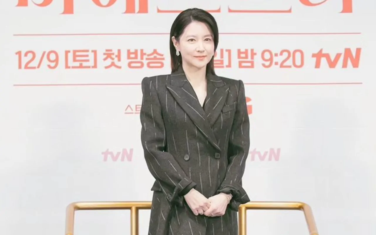 Lee Young Ae Sambat Kesulitan Atur Jadwal Anak di Antara Syuting 'Maestra: Strings of Truth'