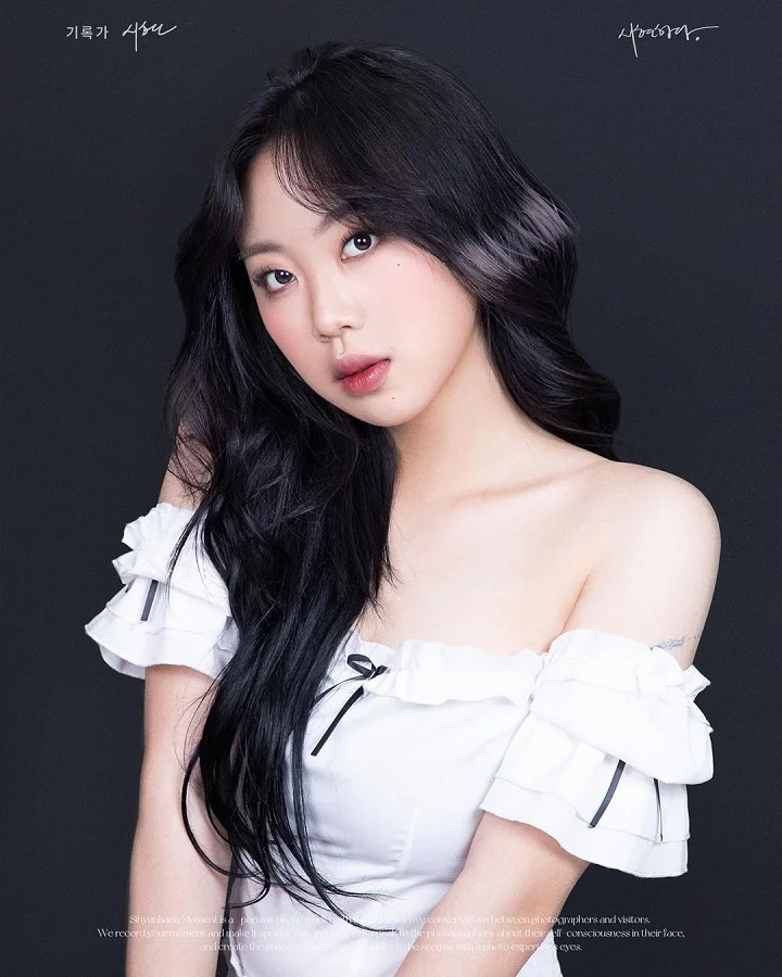 Lee Young Ji 