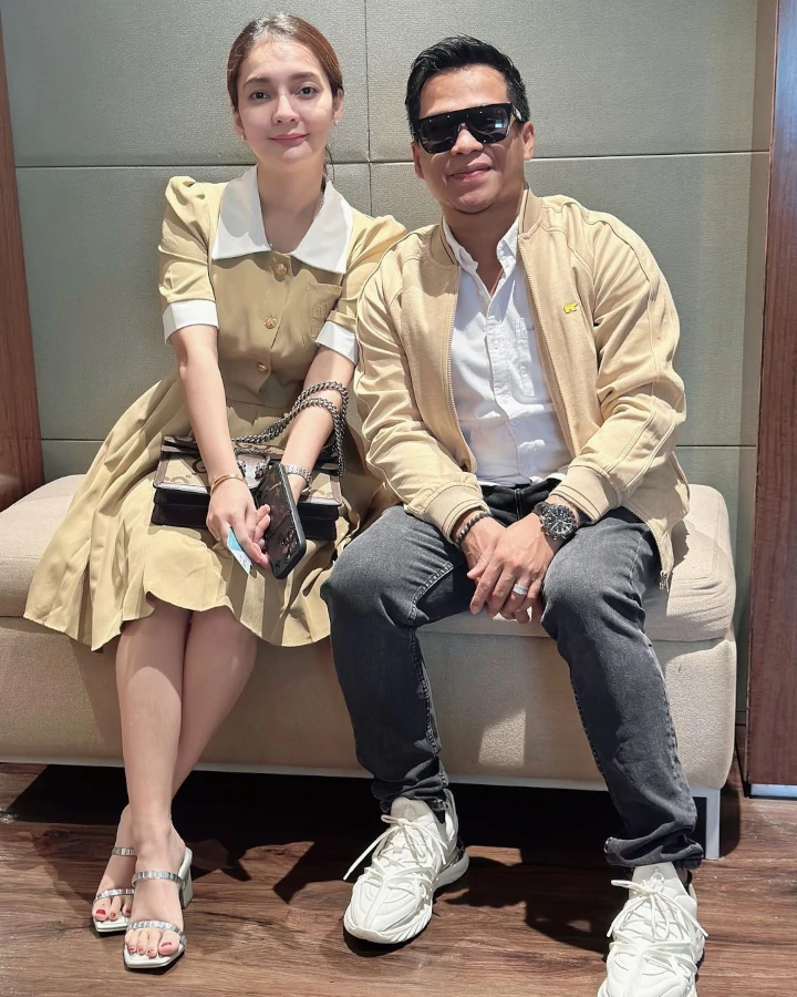 Unyu dengan Baju Couple