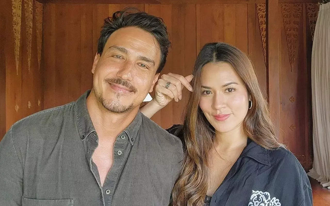 Hamish Daud Ungkap Rasa Cinta Ke Istri Di Tengah Rumor Tak Bayar Karyawan 