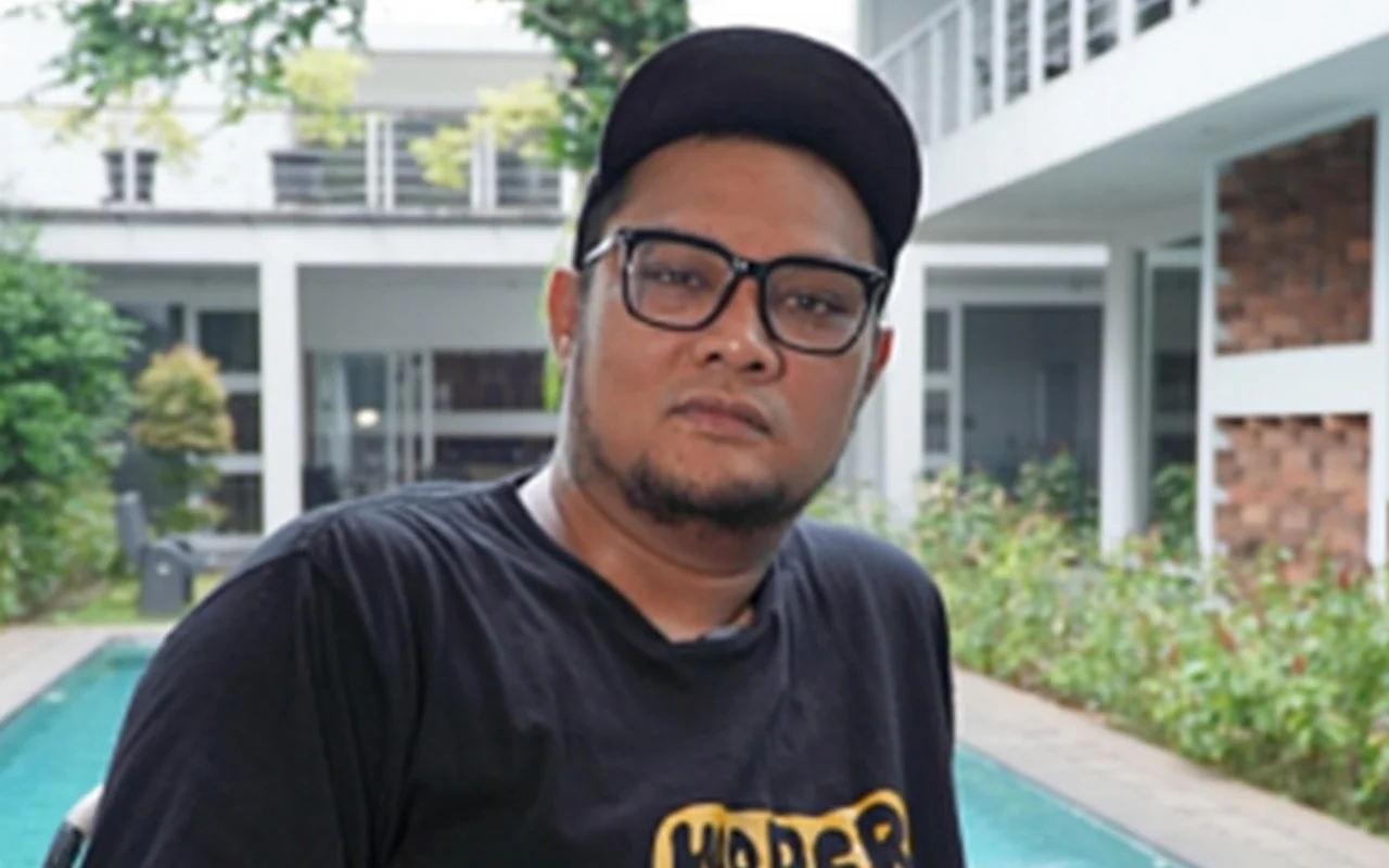 Kakak Virgoun Akhirnya Damai dengan Eva Manurung di Momen Natal