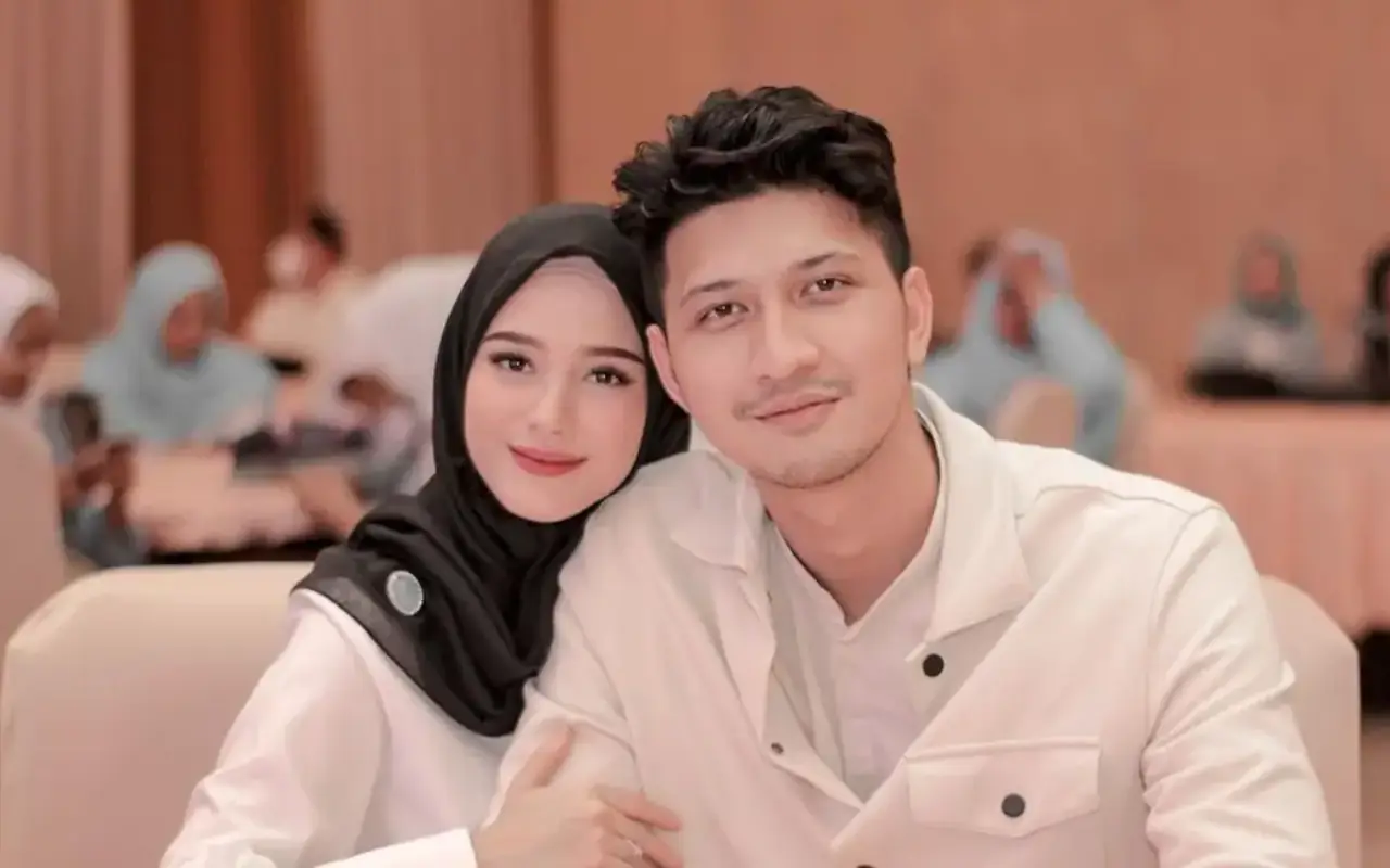 Aditya Zoni Klarifikasi Soal Sang Istri Hapus Foto Kebersamaan di Instagram