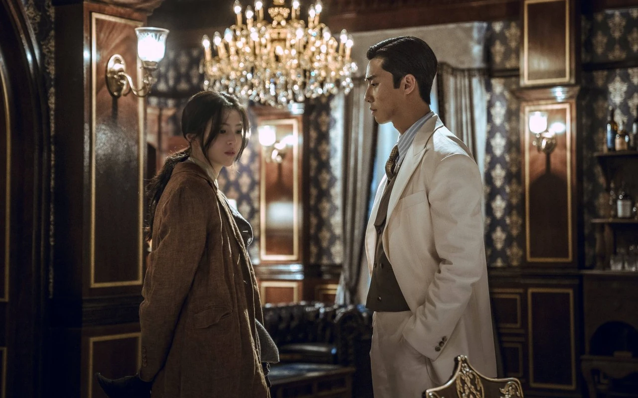 'Gyeongseong Creature' Review: Perjuangan Park Seo Joon dan Han So Hee di Era Penjajahan Jepang