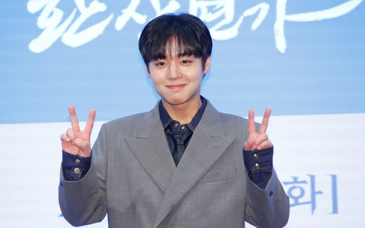 Jihoon: Age, Wiki, Bio, Family, Life, & Net Worth - 2024