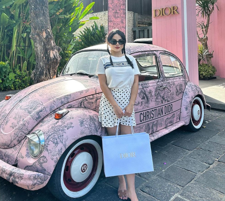 Dinar Candy Dituduh Jadi Orang Ketiga
