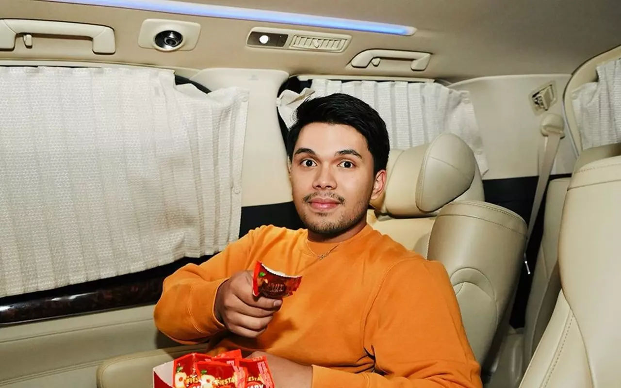 Thariq Halilintar Senyum Girang Kala Pamer Quality Time Bareng Camer