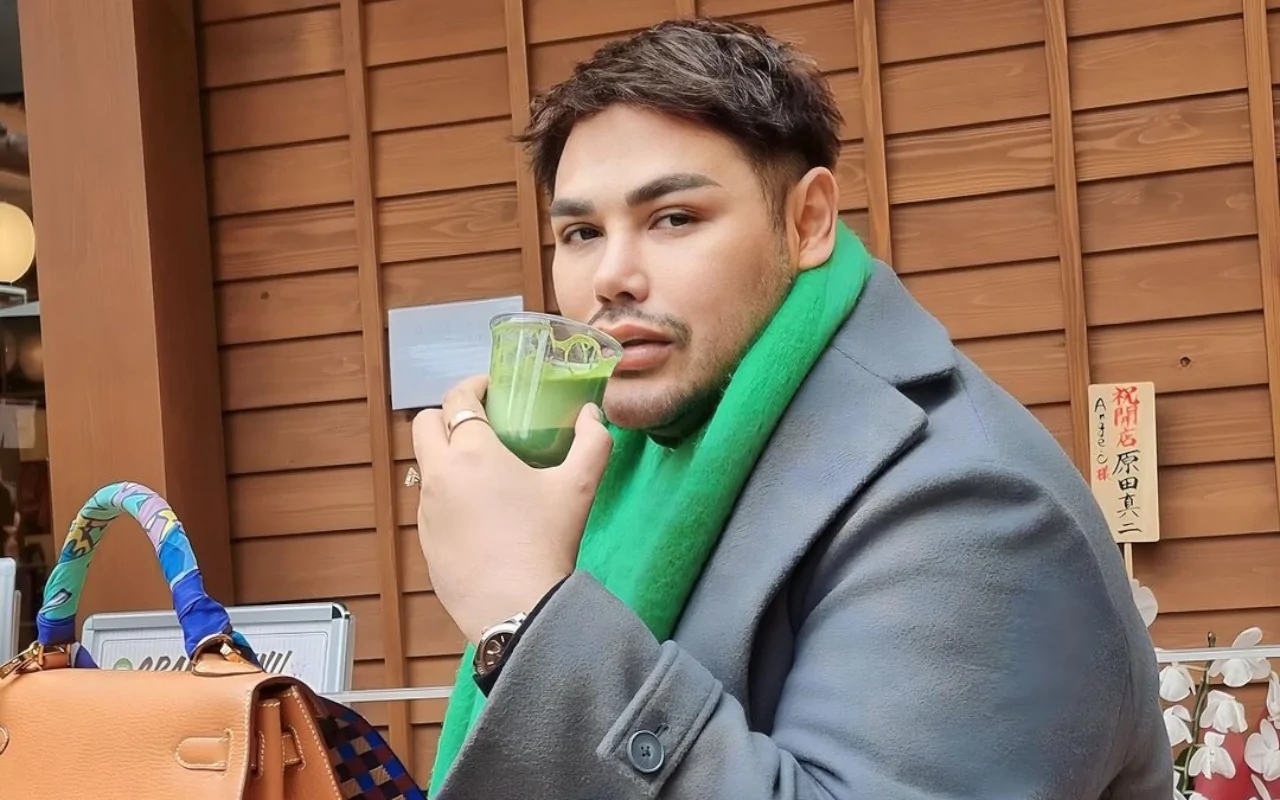 Ivan Gunawan Beri Reaksi Menohok usai Ditegur KPI Gegara Dandan Ala Wanita di 'Brownis'