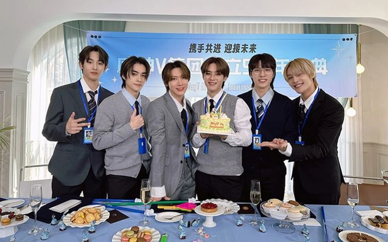 WayV Ditantang Ciptakan Koreografi 'Oh My Youth' dengan Gerakan Tari Piring