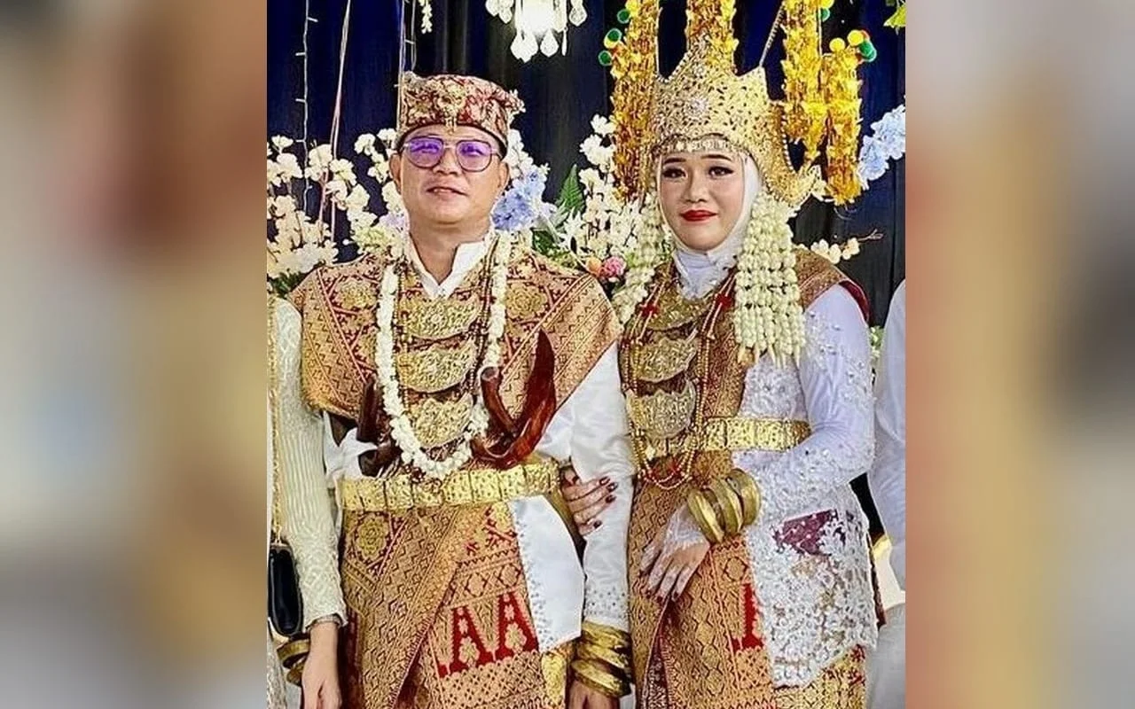 Titisan Nyai Ratu Kidul Ramal Ending Pernikahan Kelima Andika Kangen Band