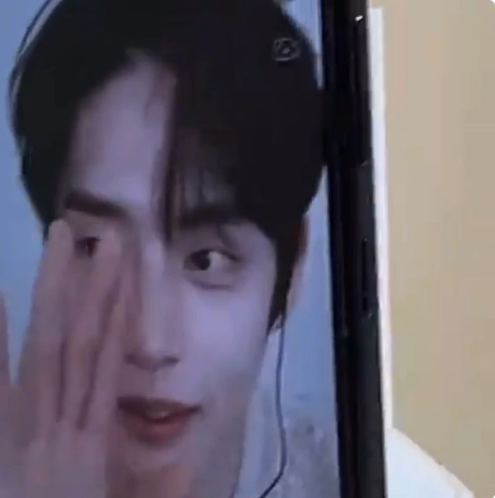 Kim Ji Woong ZEROBASEONE Diduga Mengumpat usai Kelar Video Call dengan Fans