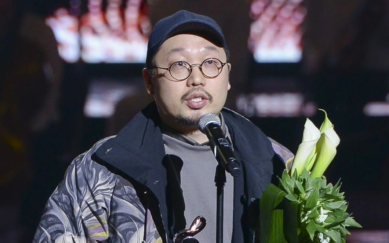 Pdogg Produser BTS Pacaran dengan Penyiar Cuaca Cantik