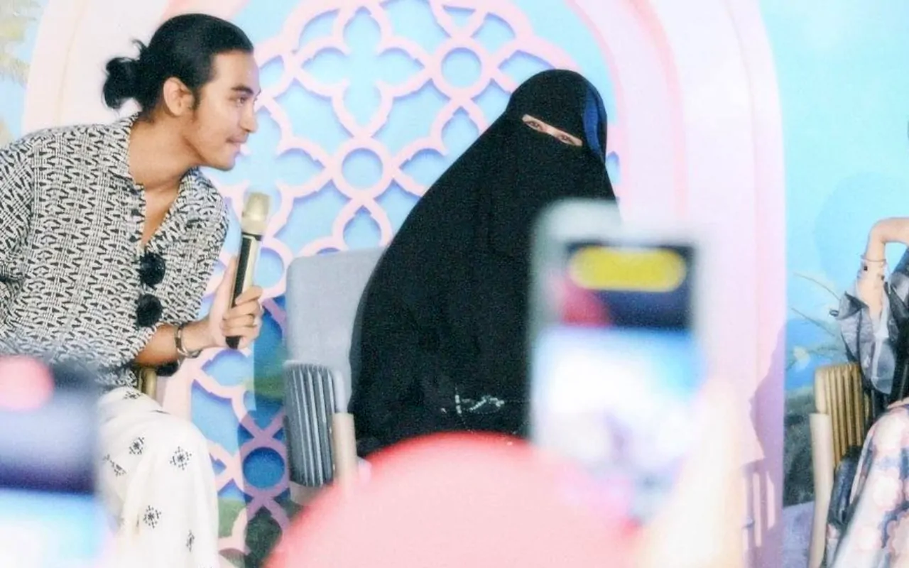 Abidzar Al Ghifari Minta Maaf Usai Umi Pipik Dirujak Netizen Imbas Postingan Pemilu