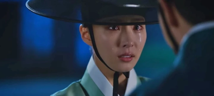 Akting Emosional Shin Se Kyung di \'Captivating the King\' Disorot Jurnalis Korea