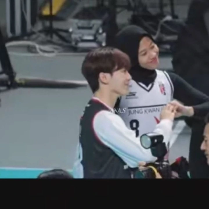 Seungkwan SEVENTEEN Jadi Fanboy Sukses kala Bertemu Megawati Red Sparks