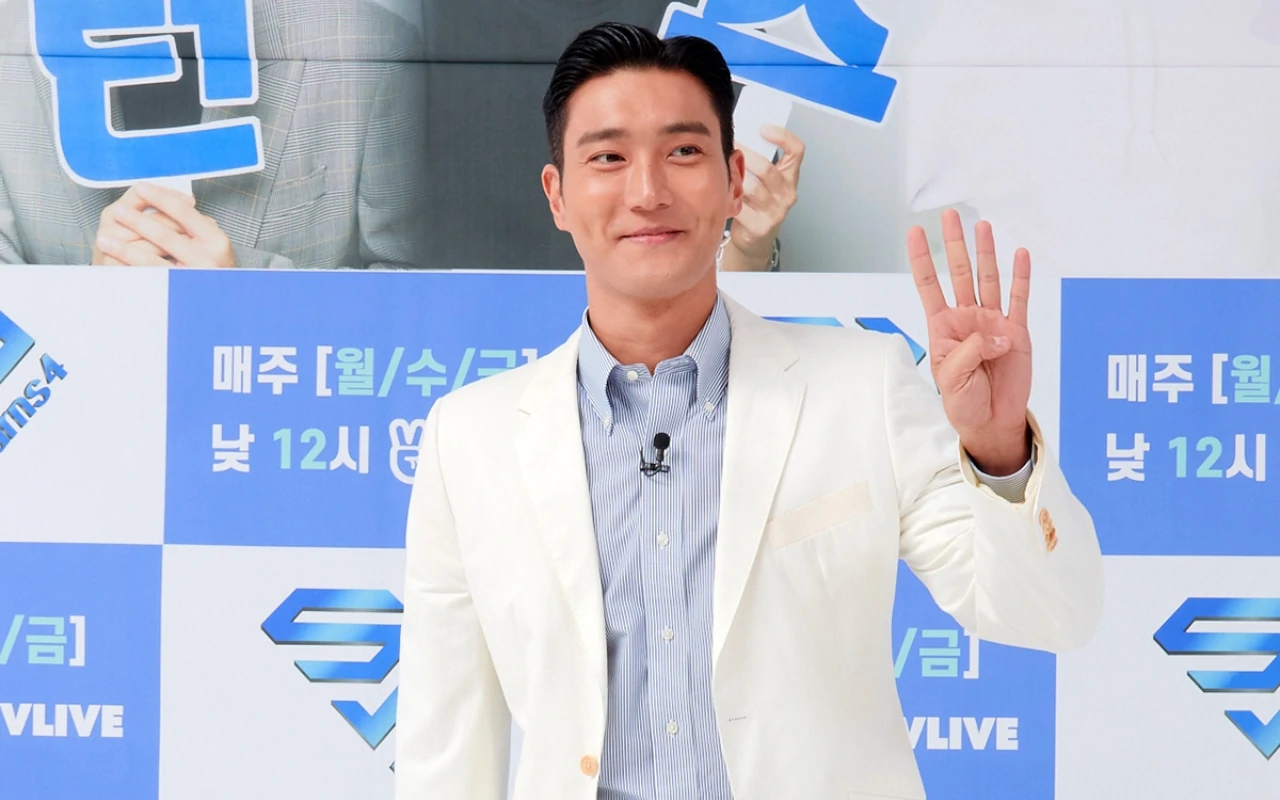 Siwon Super Junior Kritik Agensi soal Kinerja Kameramen di SMTOWN 2024