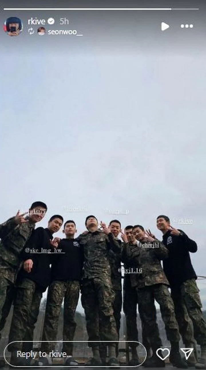 RM BTS Pamer Circle Pertemanan kala Wamil