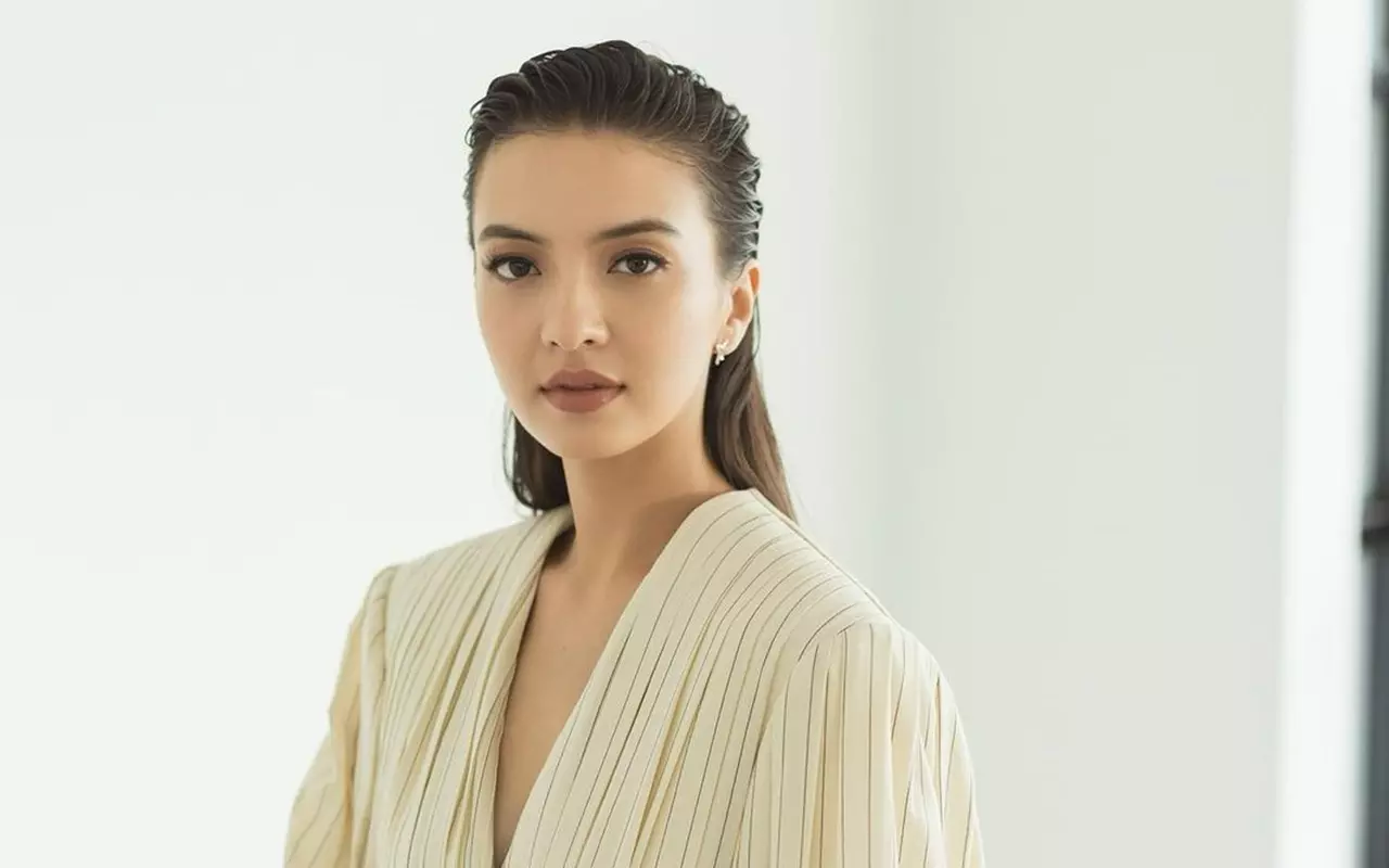 Raline Shah Kenakan Hanbok Tampil Ala Gadis Korea Seraya Selipkan Ungkapan Menggelitik