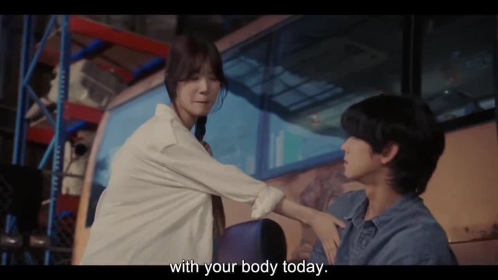 Adegan Yang Hye Ji Pegang Dada Cha Eunwoo di \'Wonderful World\' Jadi Perbincangan