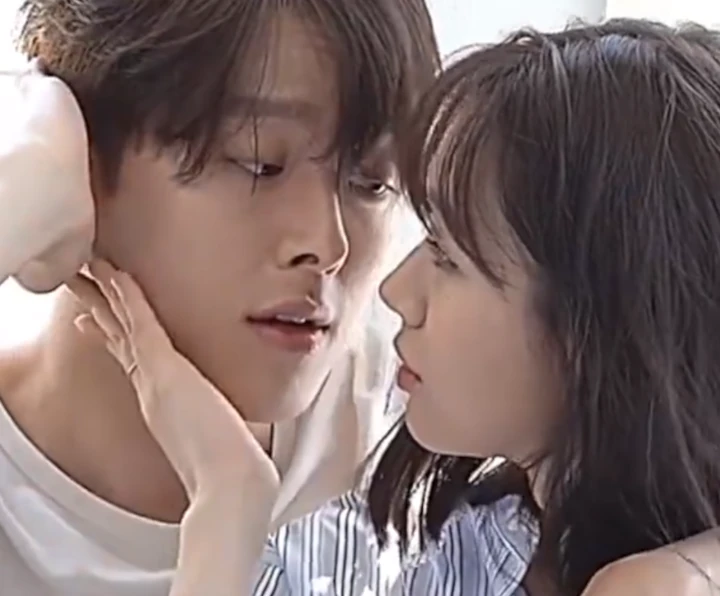 Kemesraan Hyeri & Jang Ki Yong saat Promosi \'My Roommate Is A Gumiho\' Kembali Viral