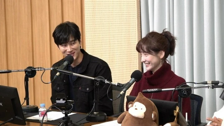 Ahn Bo Hyun & Park Ji Hyun Baru Tahu \'Flex x Cop\' Digarap Season 2 Lewat Berita