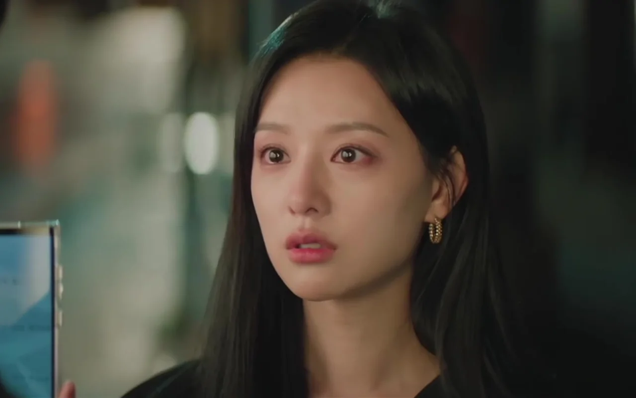 'Queen of Tears' Jadi Trending X pasca Kim Ji Won Perlihatkan Aksi Uwu 