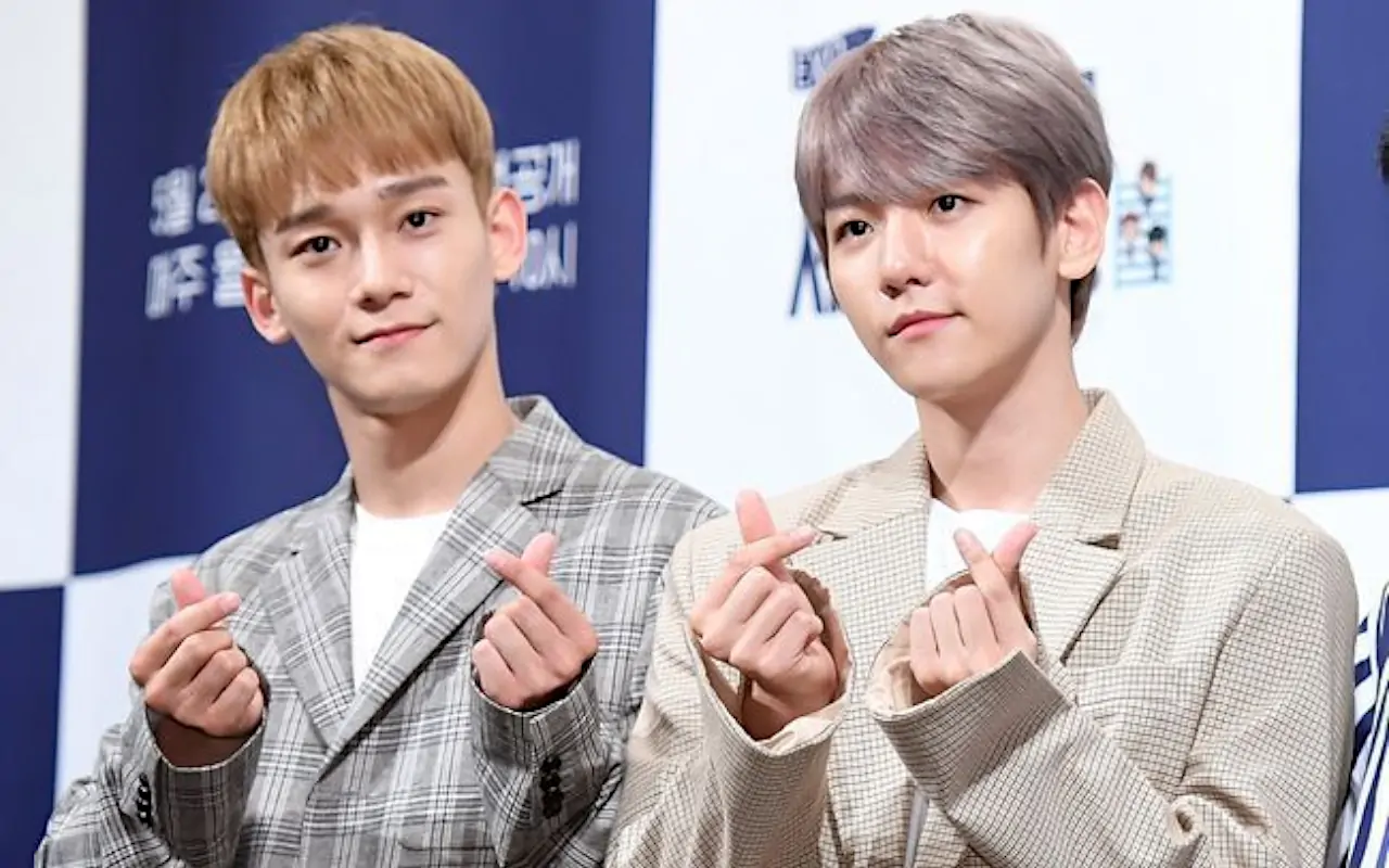 Chen EXO Teruskan Tradisi Baekhyun Unboxing Album dengan Cara Tepat