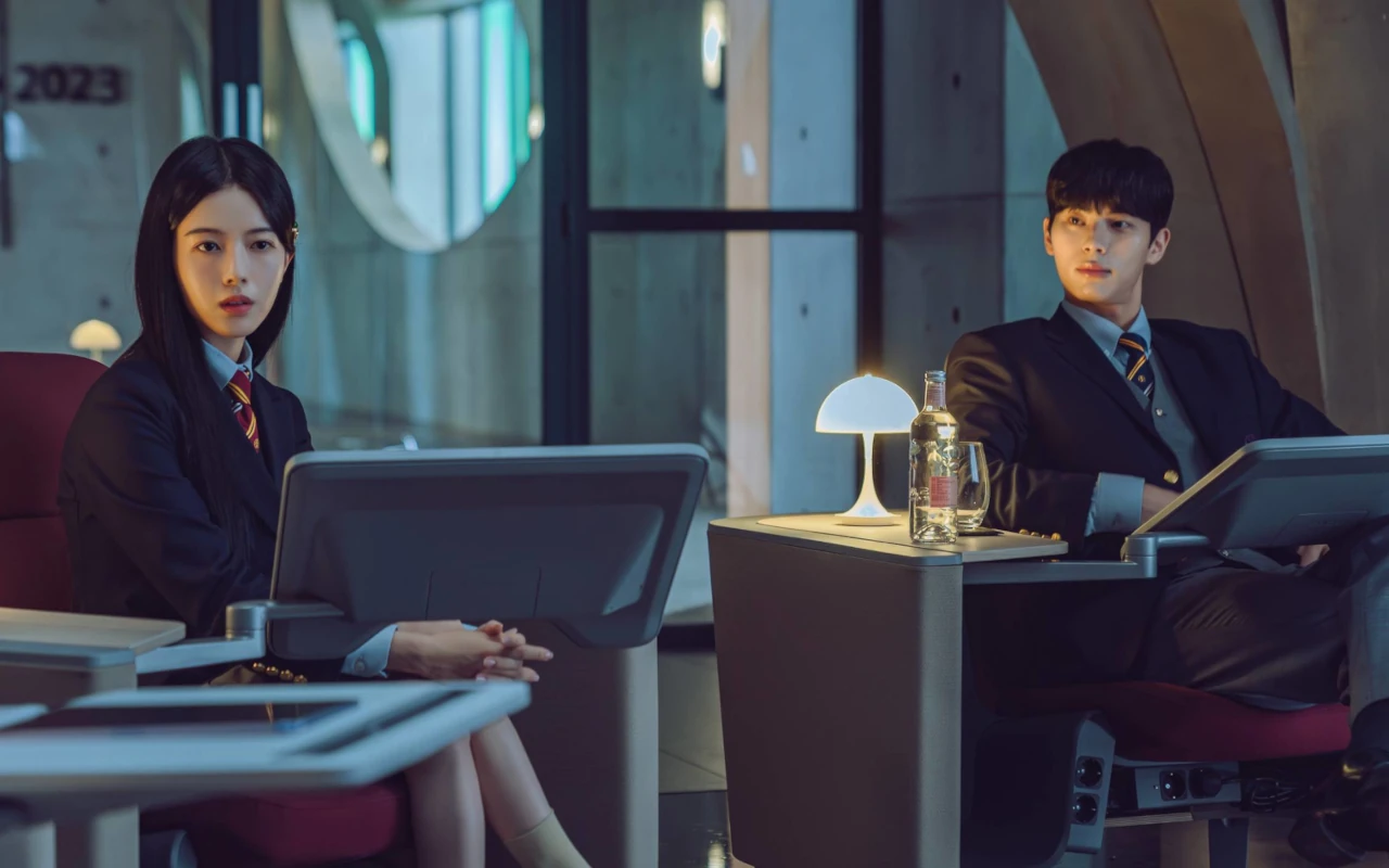 Plot Drama Roh Jeong Eui 'Hierarchy' Bikin Penonton Merasa Cringe