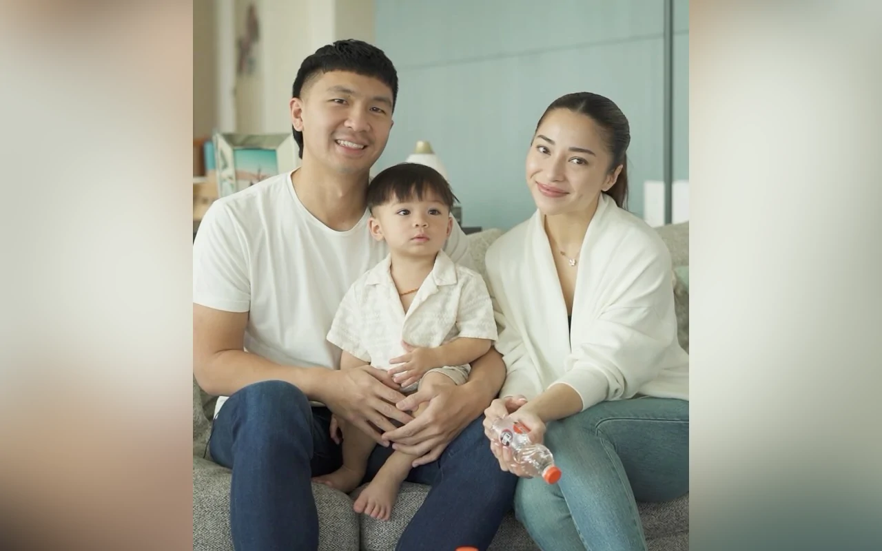 Aksi Gemas Issa Ciumi Perut Nikita Willy Bumil bak Bukti Calon Kakak Idaman