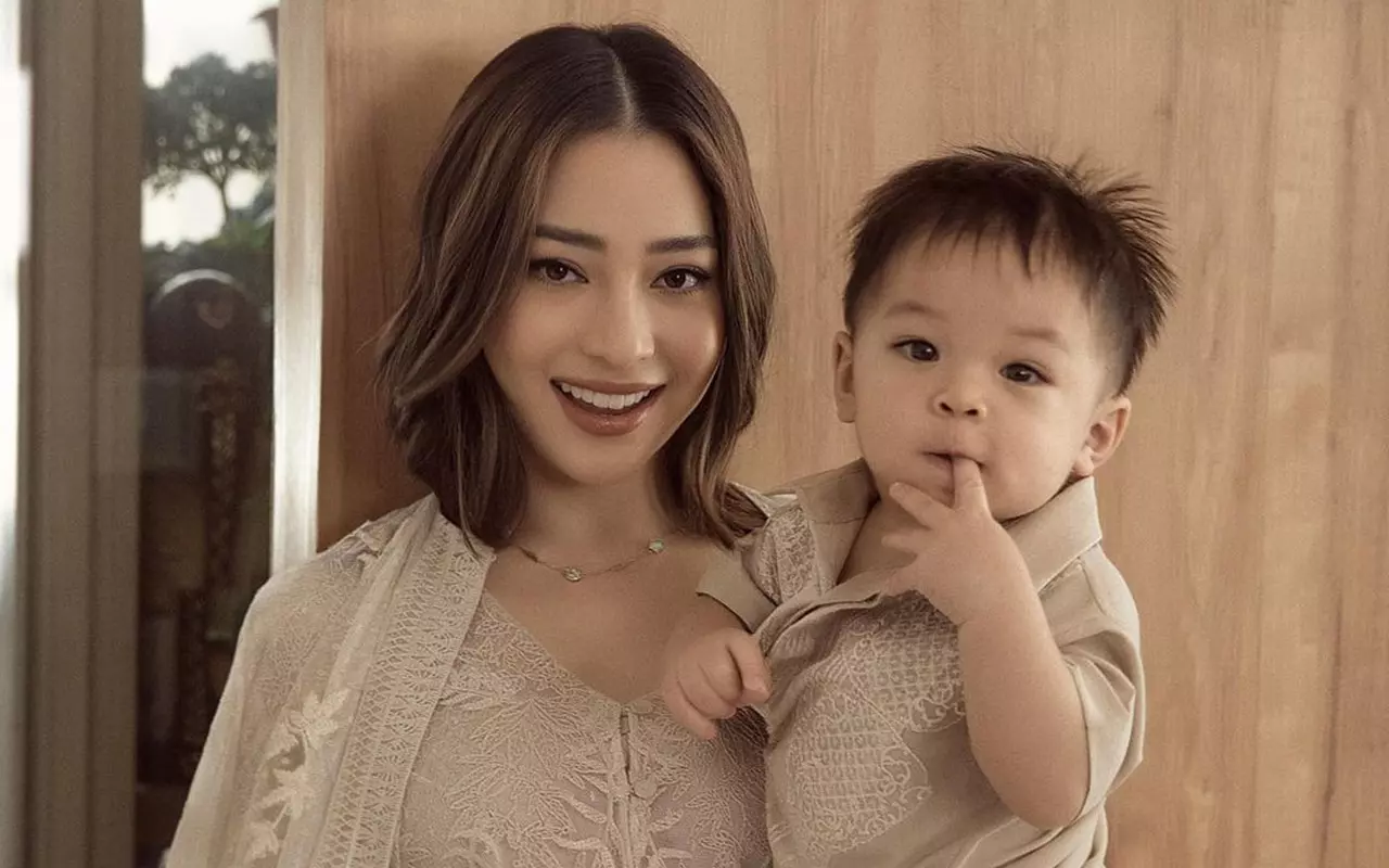 Issa Putra Nikita Willy Ceplas-Ceplos Bak Pelawak saat Bocorkan Nama Calon Sang Adik